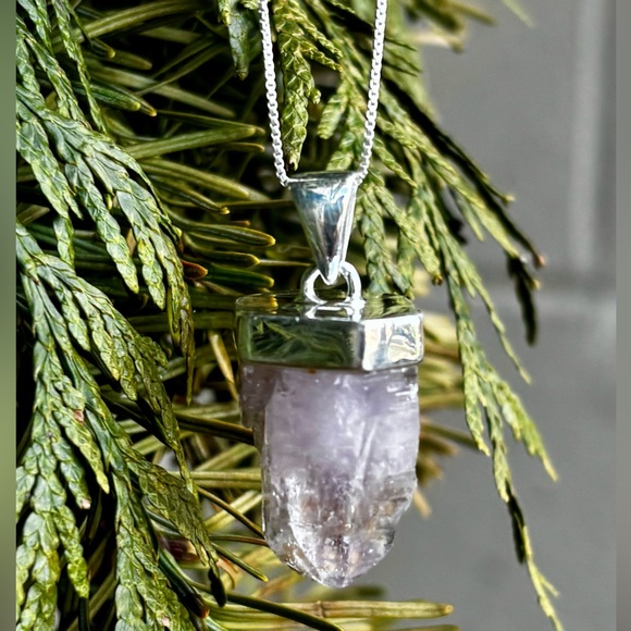 NEW! Amethyst Vera Cruz Crystal Necklace - Picture 7 of 12